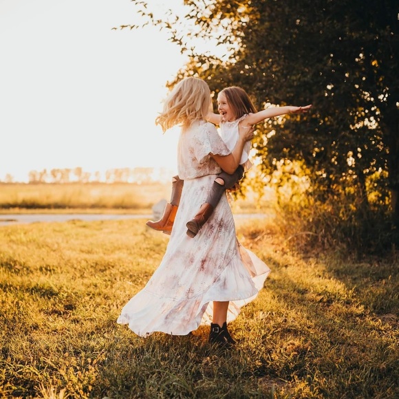 Meet your Posher, Nikki - Picture 1 of 3